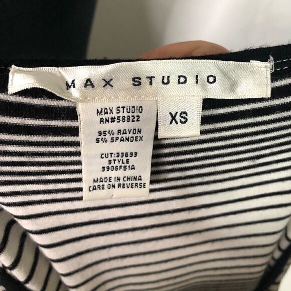 Max Studio Long Sleeve Stripe Maxi Dress - Women’s XS - Picture 7 of 7